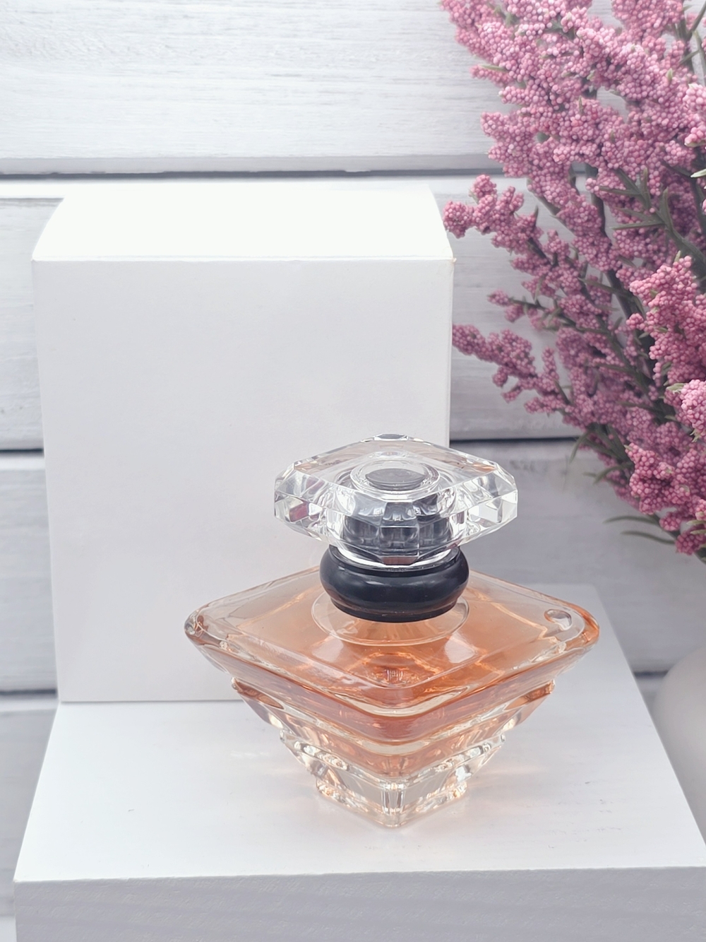 Lancome Tresor L'eau De Parfum View 2